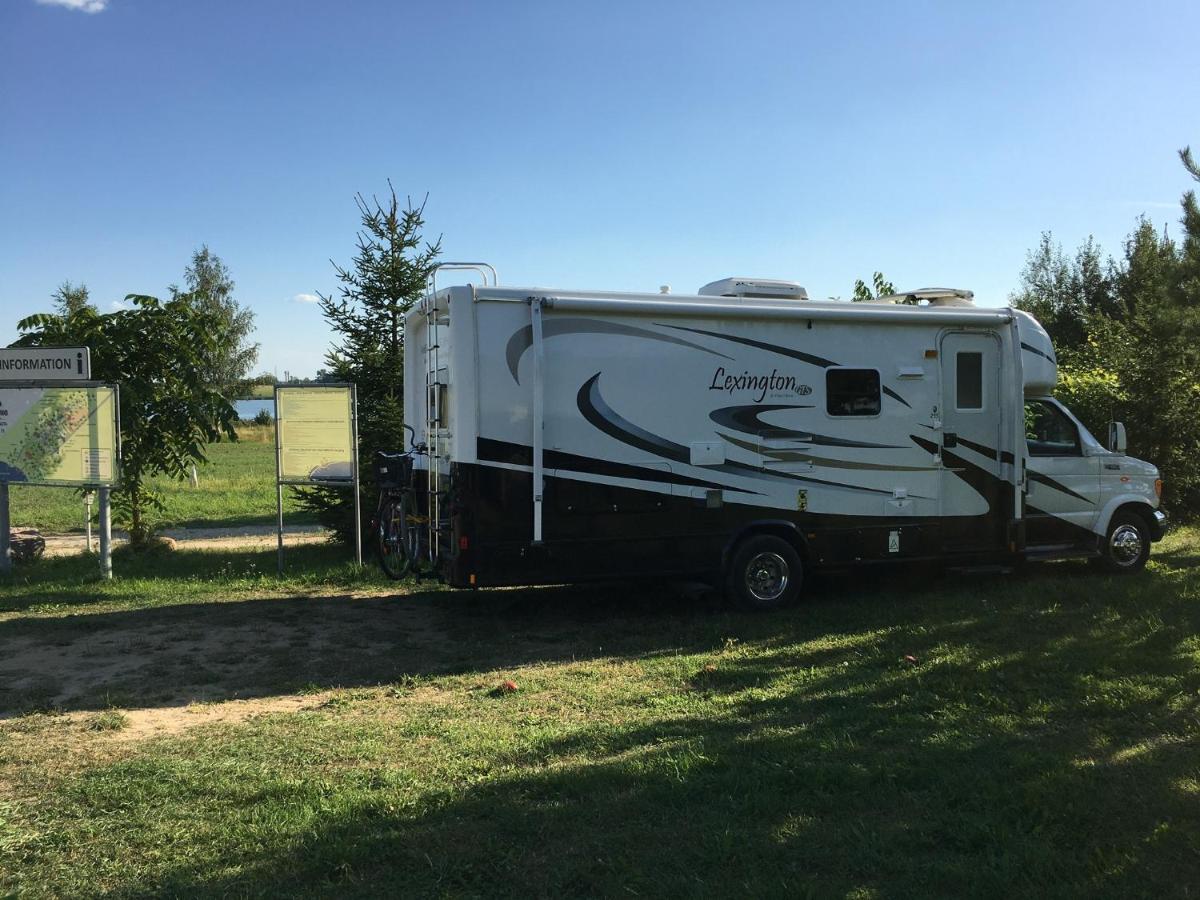 Vigio Brasta Camping Elektrenai Exteriör bild